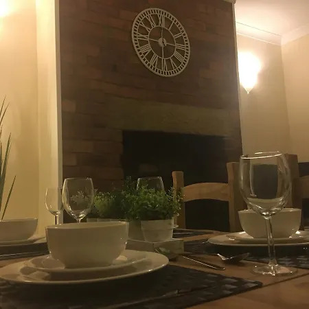 City Views Apartment